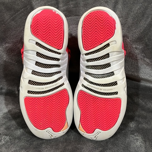 Jordan Retro XII Sunrise (GS) Sz 4Youth 4Y # 510815-601 Racer Pink/Hot Punch/Wht - Picture 5 of 6